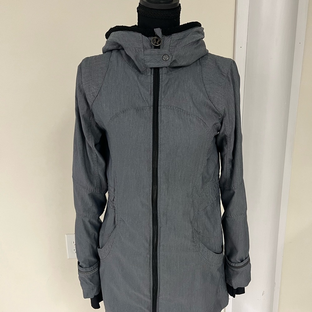 Lululemon Charcoal Athletic Rain Parka